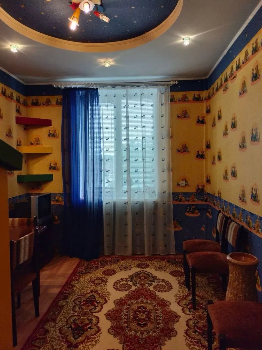 3-кімнатна квартира, Луцьк: власний підвал, євроремонт, фото 5