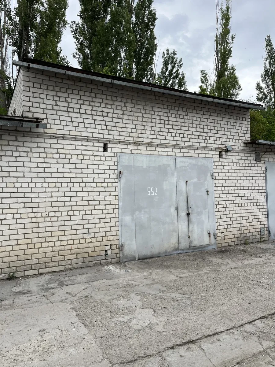 Гараж, Бобрівка: підйомник, АГК «Поршень», обмін на авто - фото 2