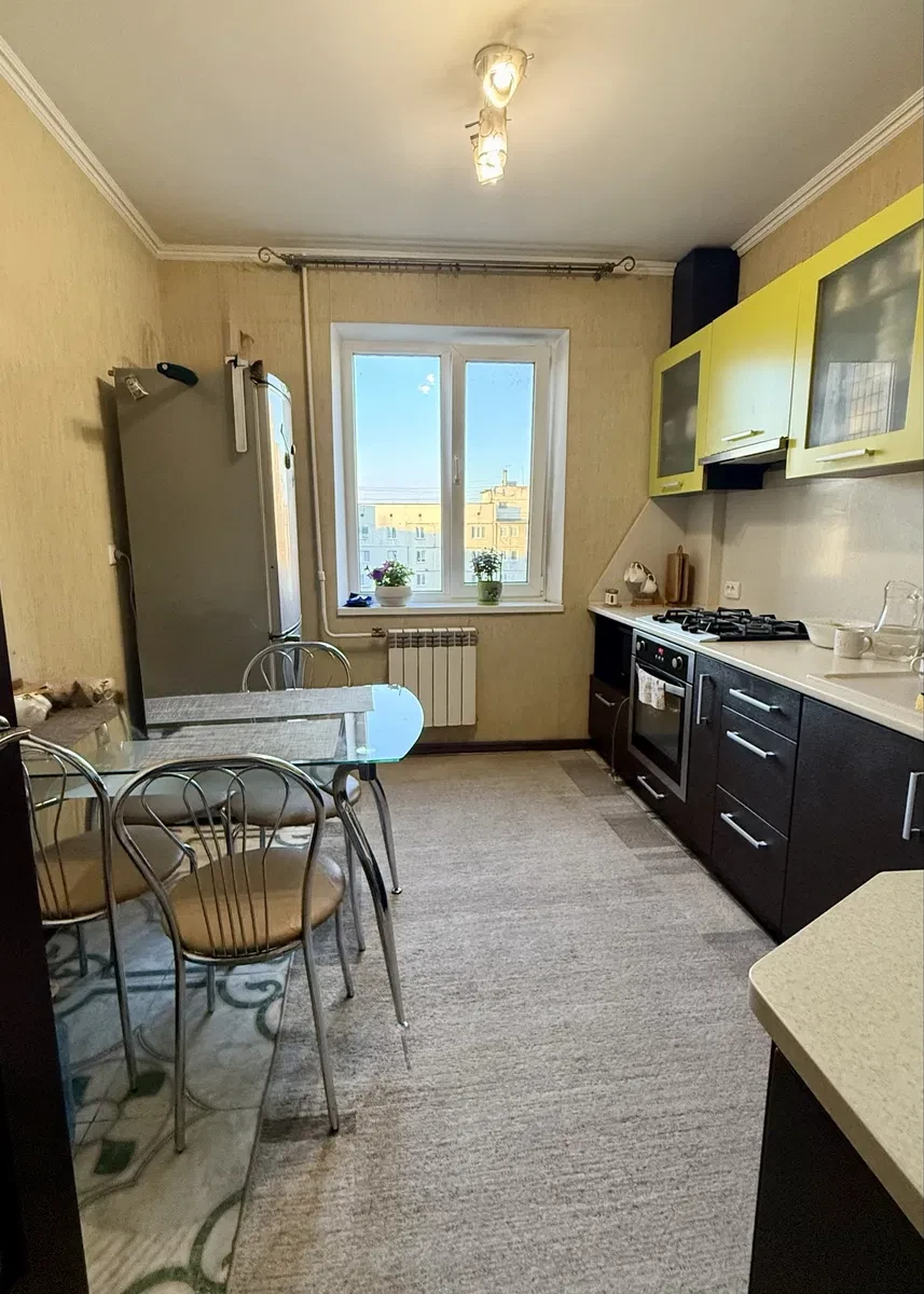 3-комнатная квартира, Молодежный: 2 балкона, 297 кВт - фото 2