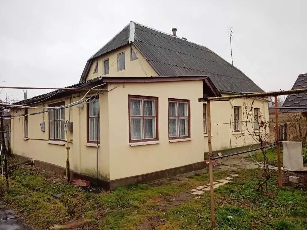 Будинок, Красне перше: 41 сотка, річка Красна