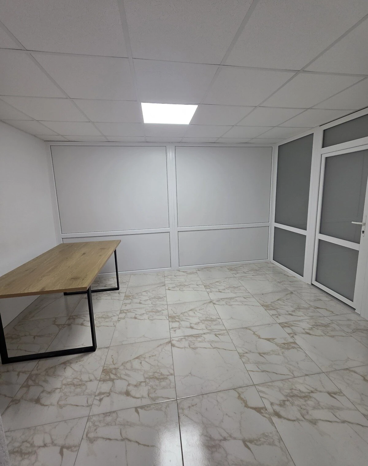 Офис, Дружба: газовое отопление, санузел в помещении - фото 2