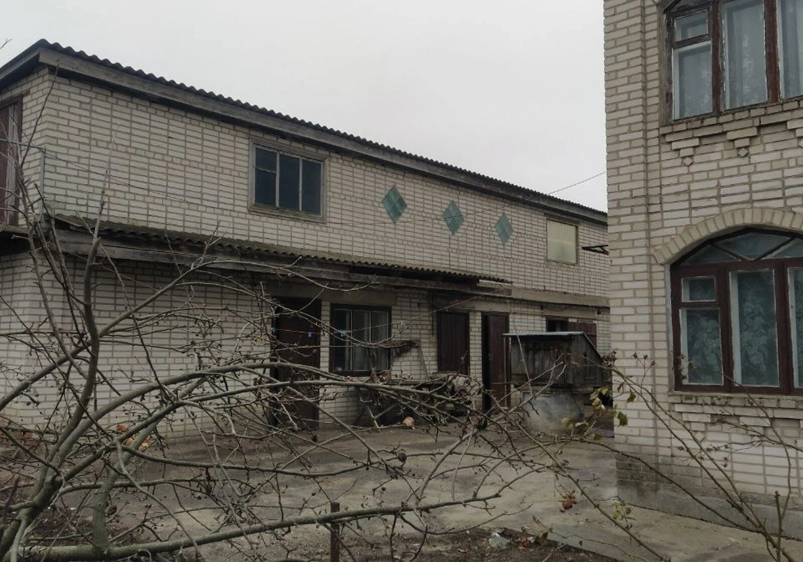 Будинок, Миронівка: гараж у цоколі, город і літня кухня - фото 4