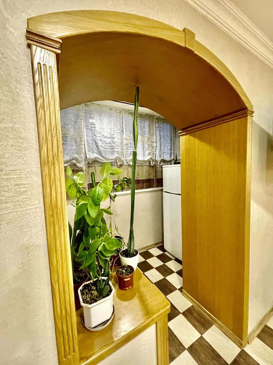 3-кімнатна квартира, Суми: газове опалення, меблі з масиву ясеня - фото 4
