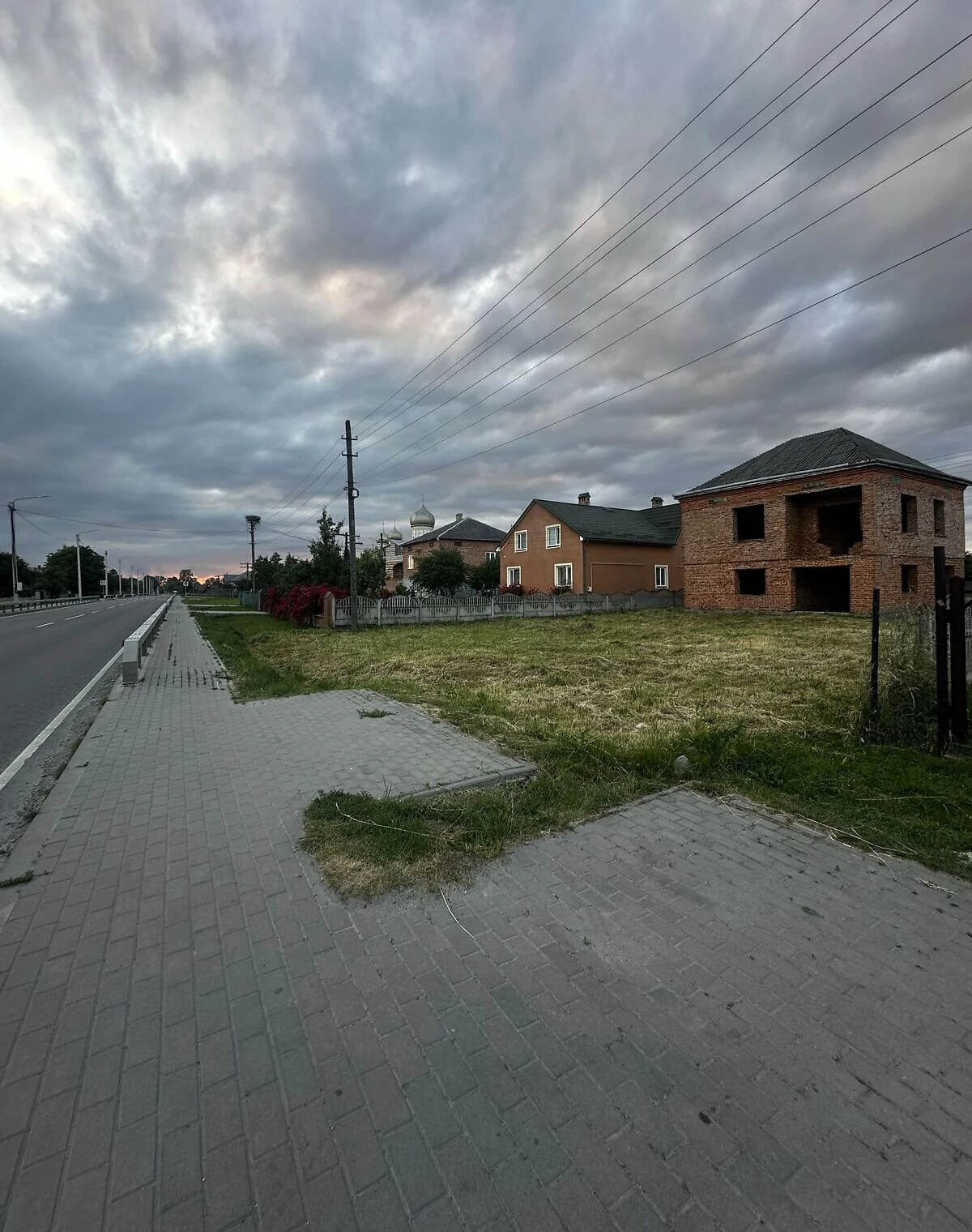 Дом, Бучалы: кирпичные стены, централизованное отопление - фото 2