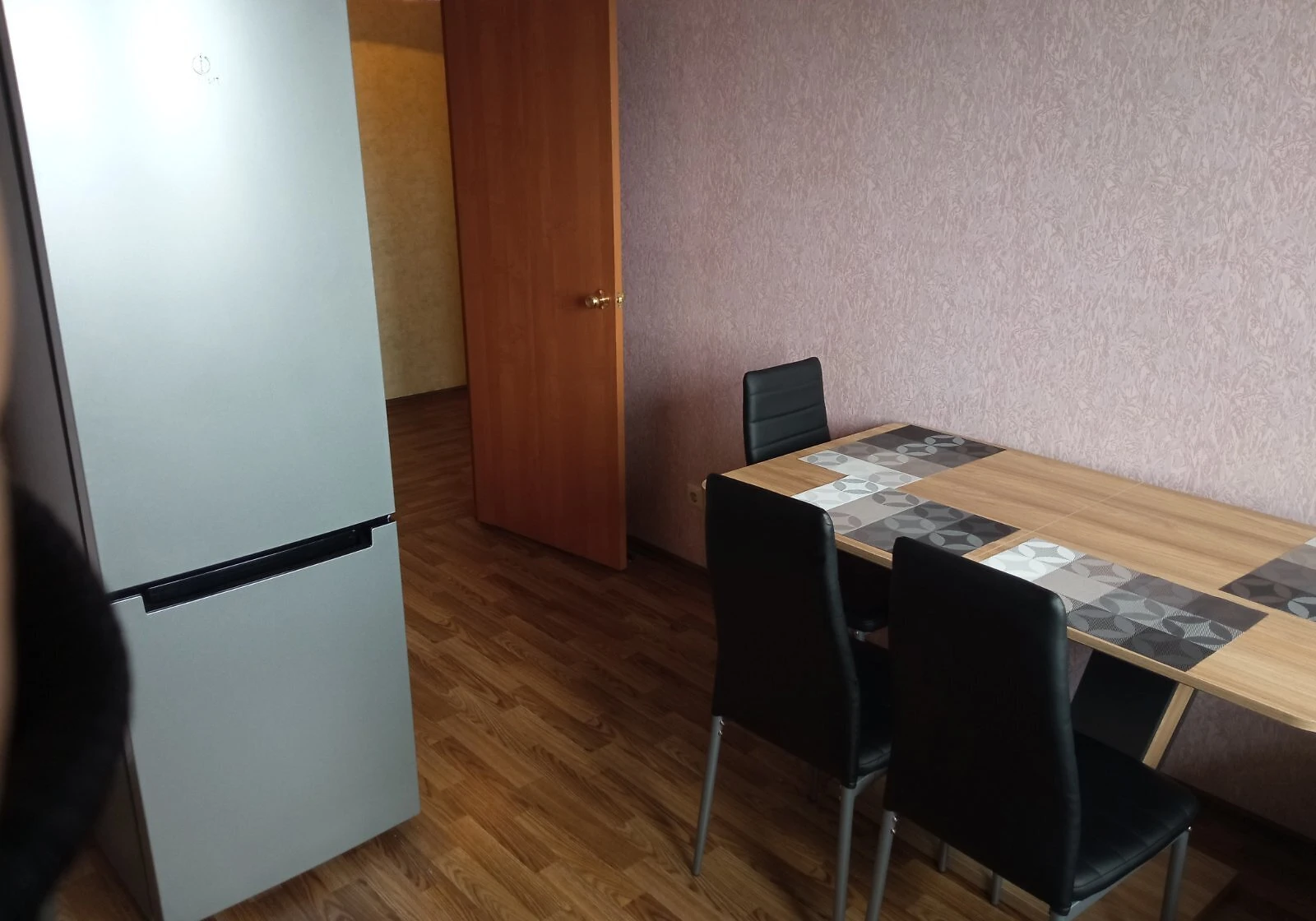 2-кімнатна квартира, Багринова гора: метро Деміївська, внутрішній двір, фото 5