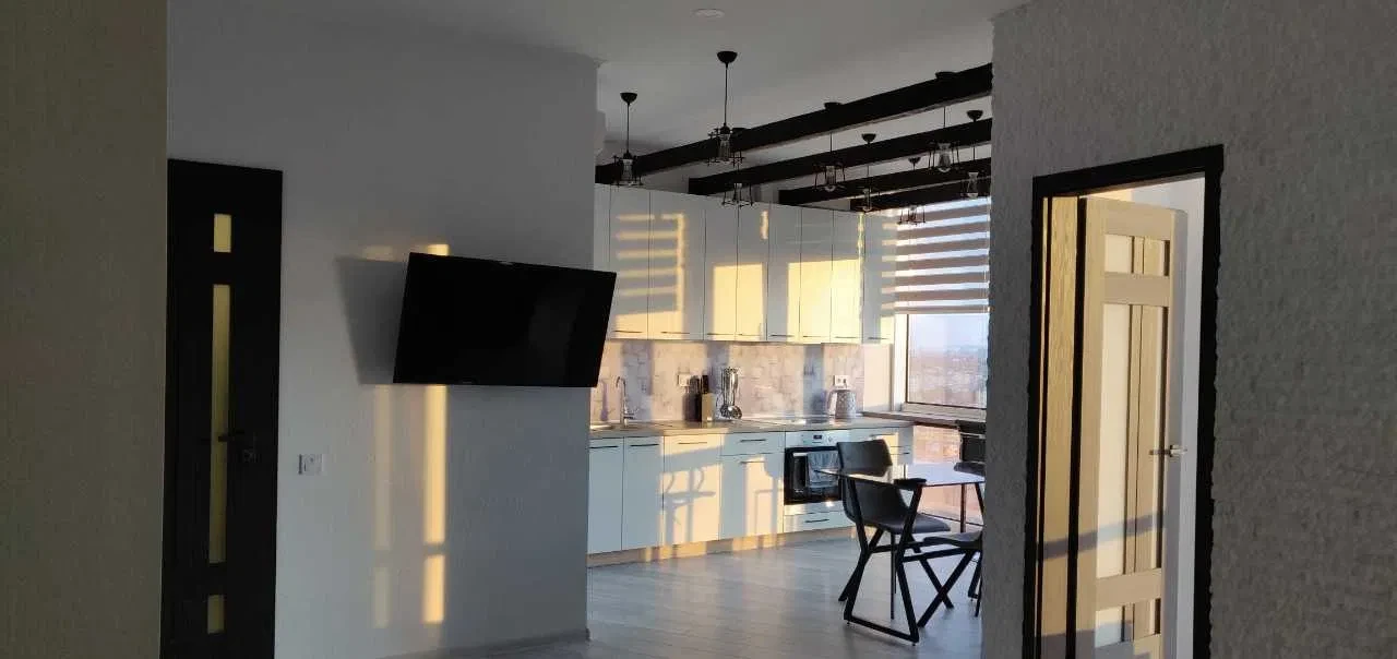 2-кімнатна квартира у ЖК 26 Жемчужина: авторський ремонт - фото 2