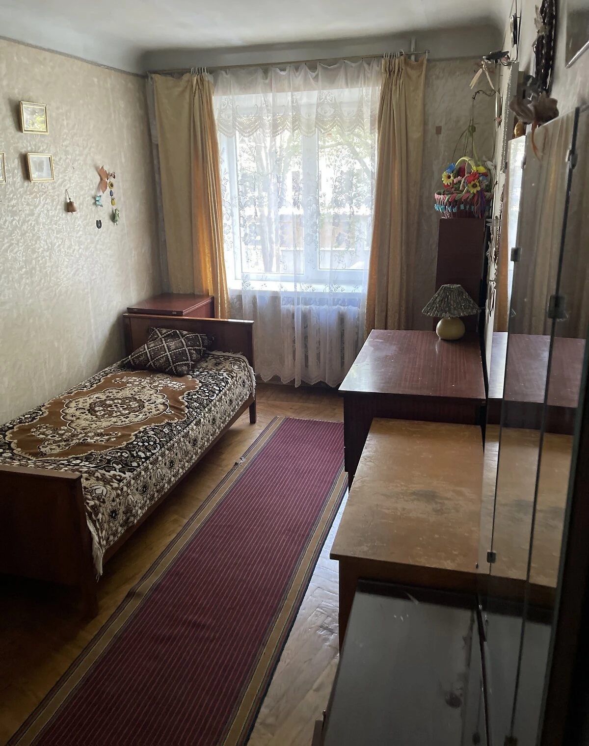 3-кімнатна квартира, Селище Жуковського: газова колонка, внутрішній двір - фото 1