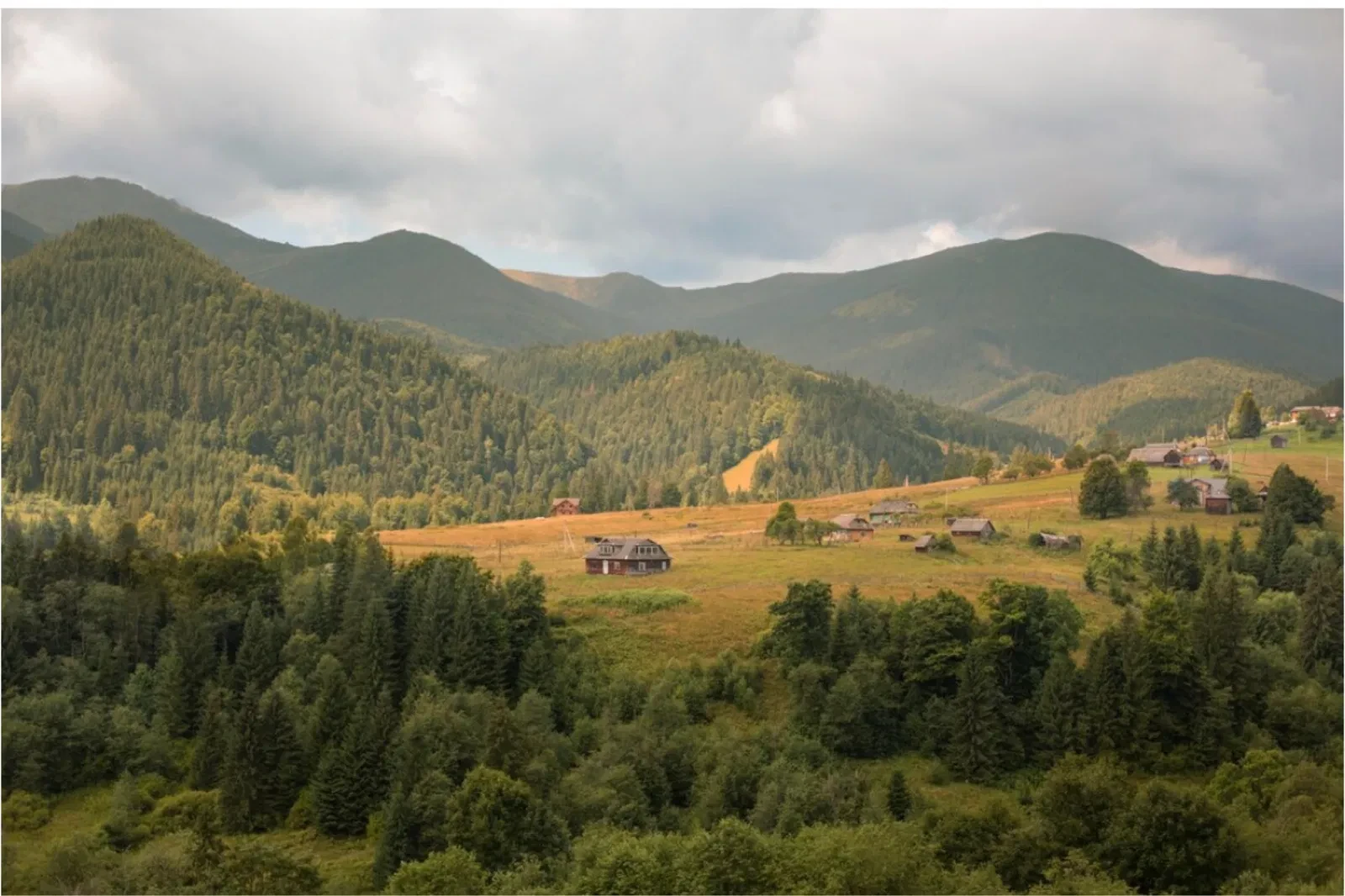 Ділянка 100 соток, Тухля: під ОЖБ, панорамний вид на гори Капрати - фото 1