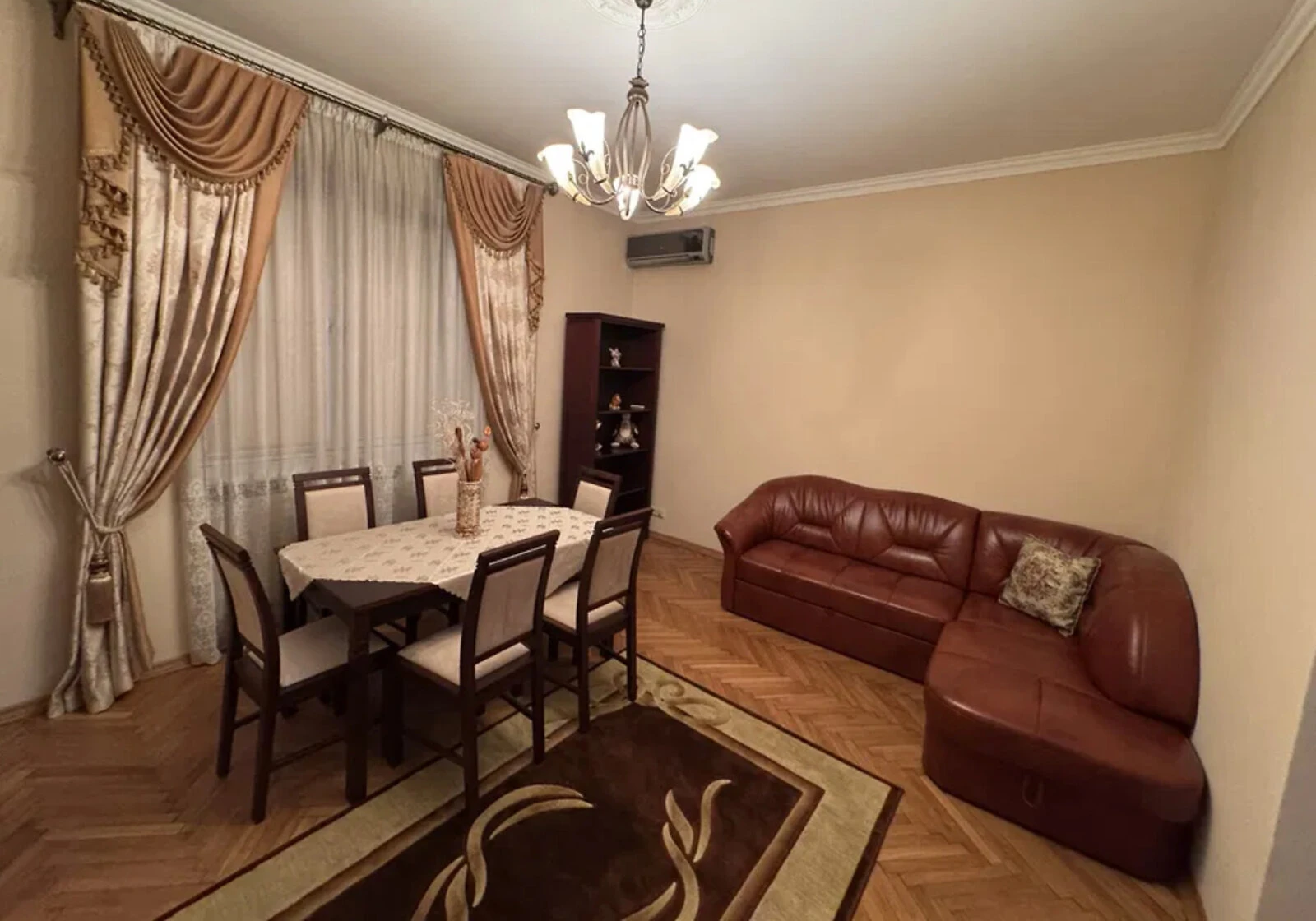 3-кімнатна квартира, Центр: закритий двір - фото 2