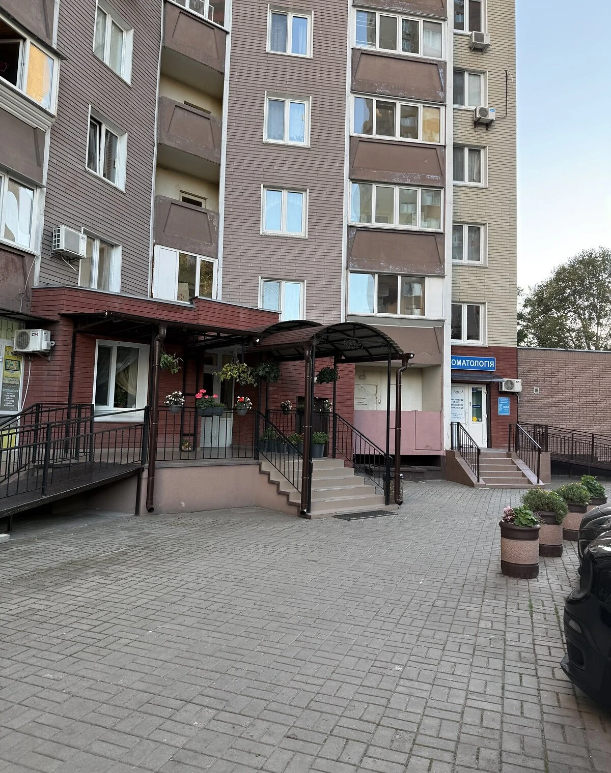 3-кімнатна квартира, Позняки: ліфт, вода й опалення без світла - фото 2