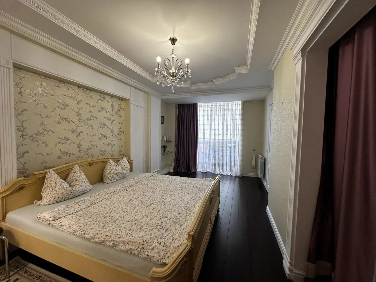 2-кімнатна квартира, Чернівці: підземний паркінг, євроремонт, ТЦ Майдан - фото 1
