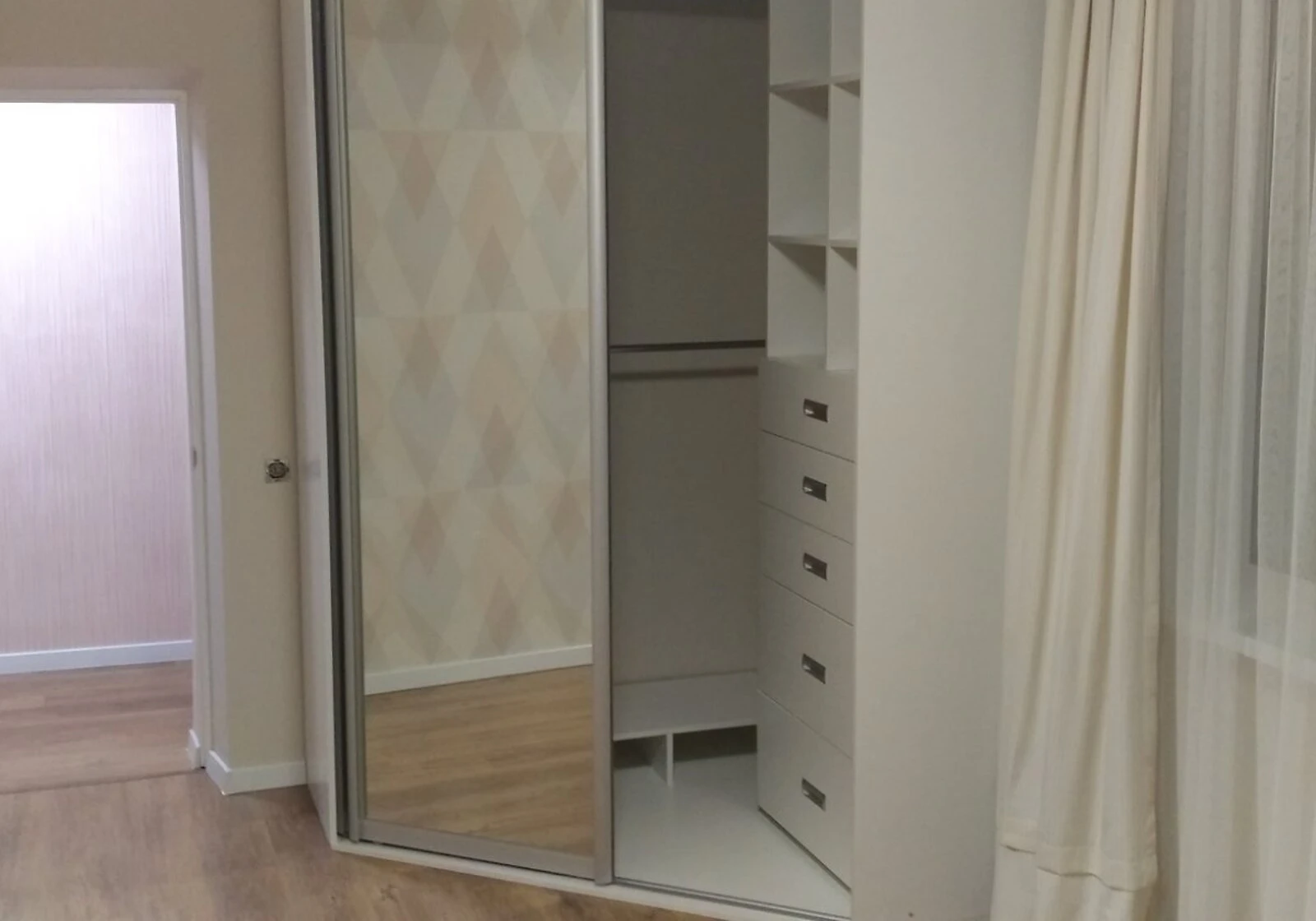 1-кімнатна квартира, Борщагівка: дизайнерський ремонт, опалення без світла - фото 4