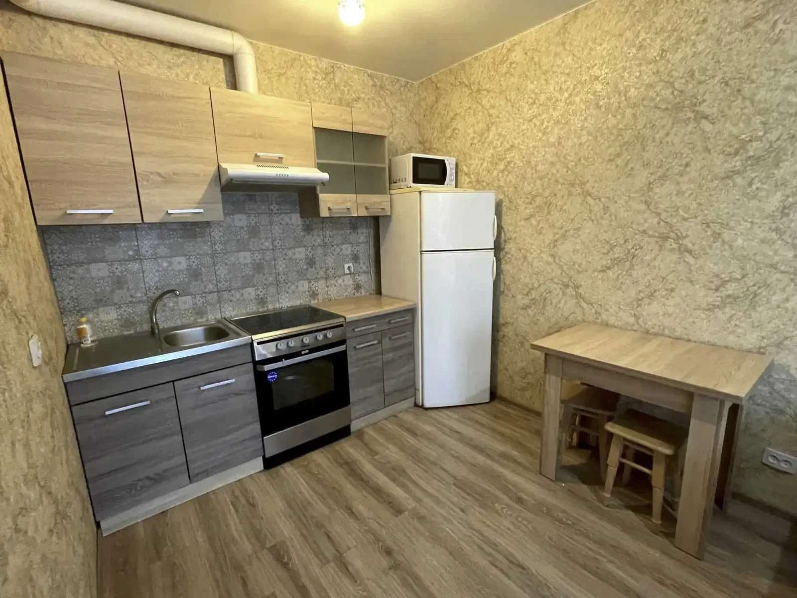 Евродвушка в ЖК Місто Квітів: коммуникации работают без света - фото 1
