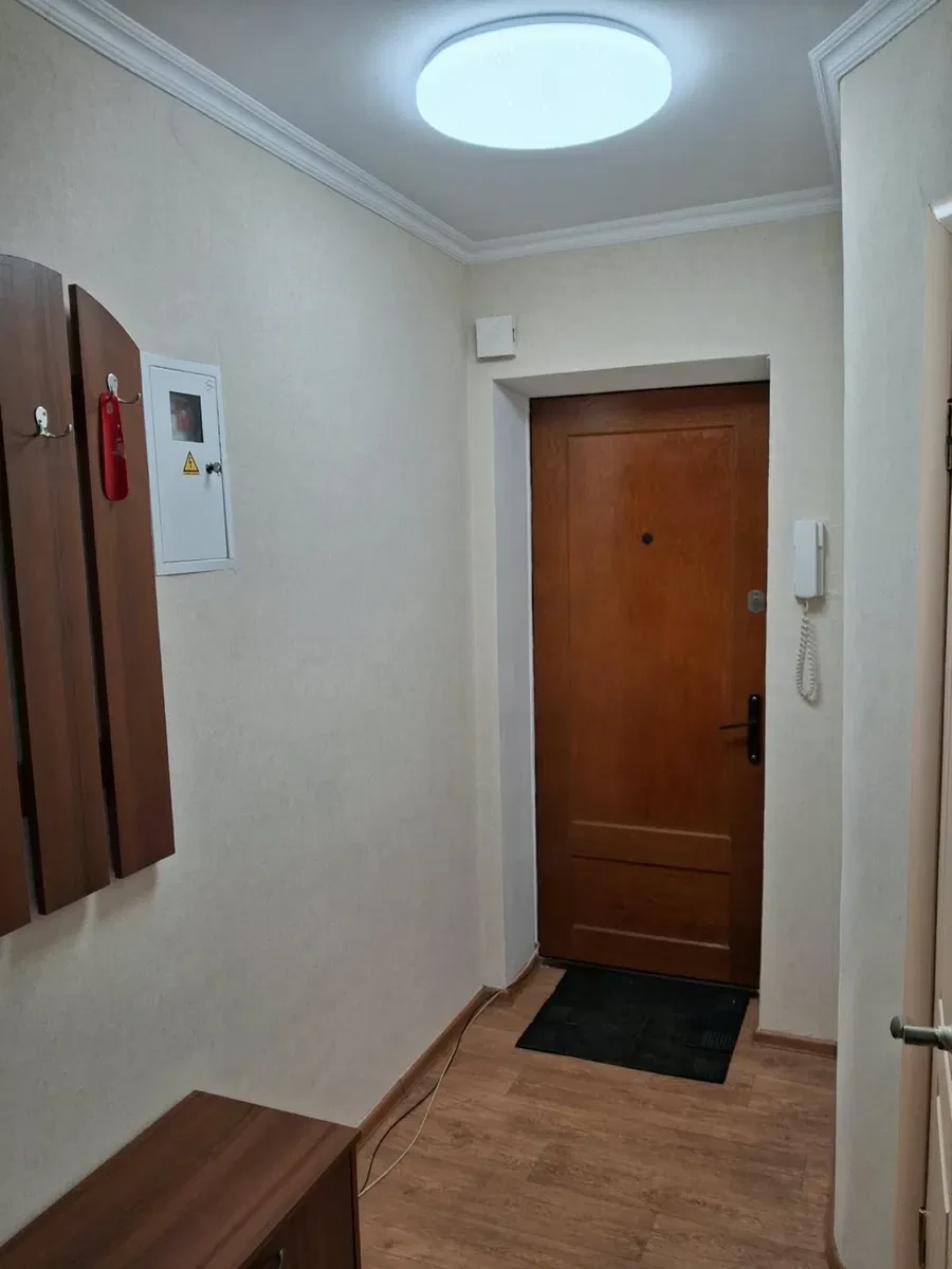 2-кімнатна квартира, Приморський: вікна у двір, меблі й техніка, фото 5
