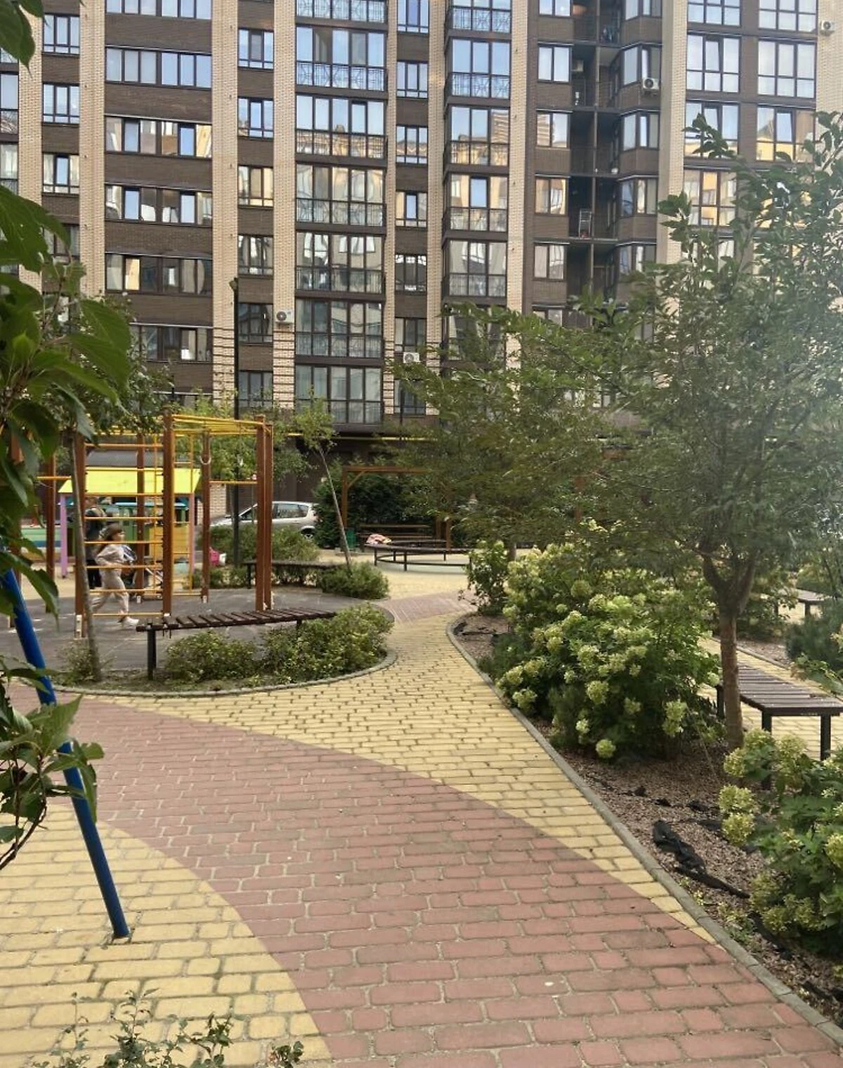 1-кімнатна квартира, Центр: новобудова, панорамні вікна, охорона, фото 2