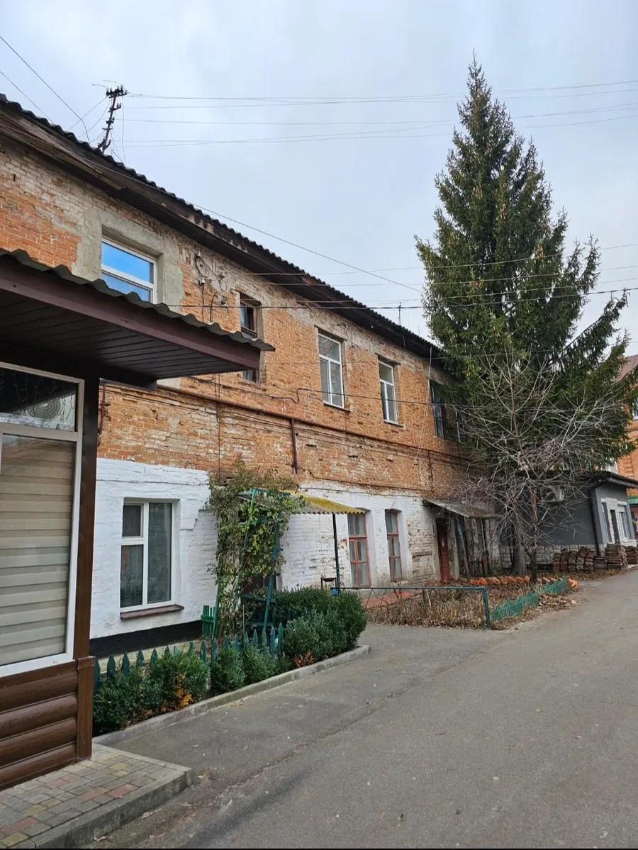 2-кімнатна квартира, Полтава: гараж, велика веранда - фото 3
