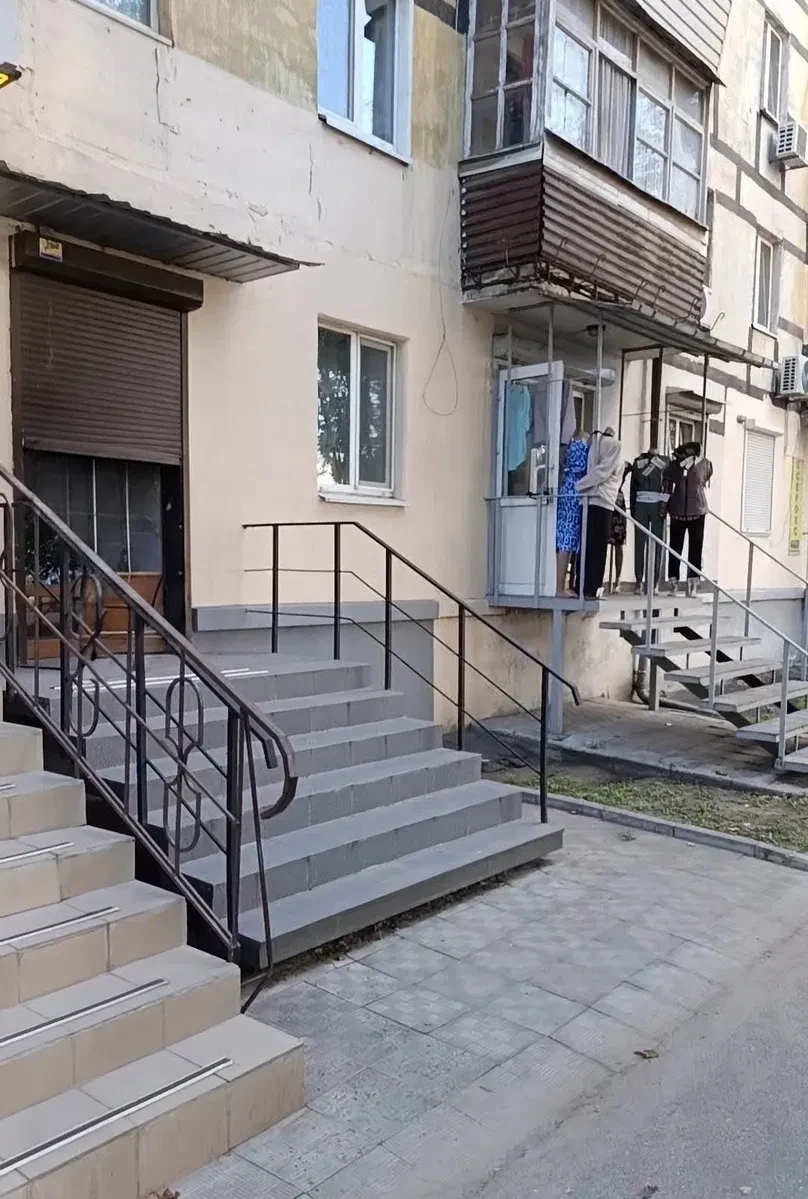 Помещение, Индустриальный: красная линия, 10 кВт, три окна - фото 3