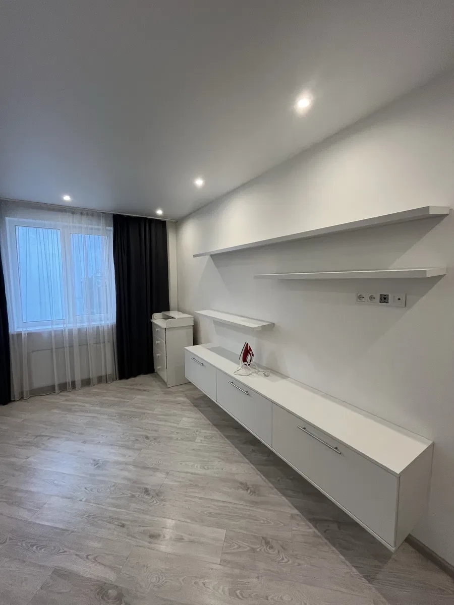 1-кімнатна квартира у ЖК НЬЮТОНА: євроремонт, сушильна машина - фото 5
