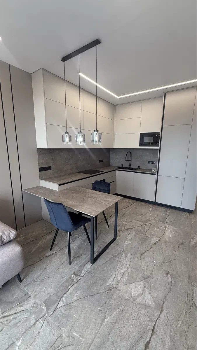 2-кімнатна квартира у ЖК Comfort City Lagoon: вид на Дніпро, генератор - фото 2