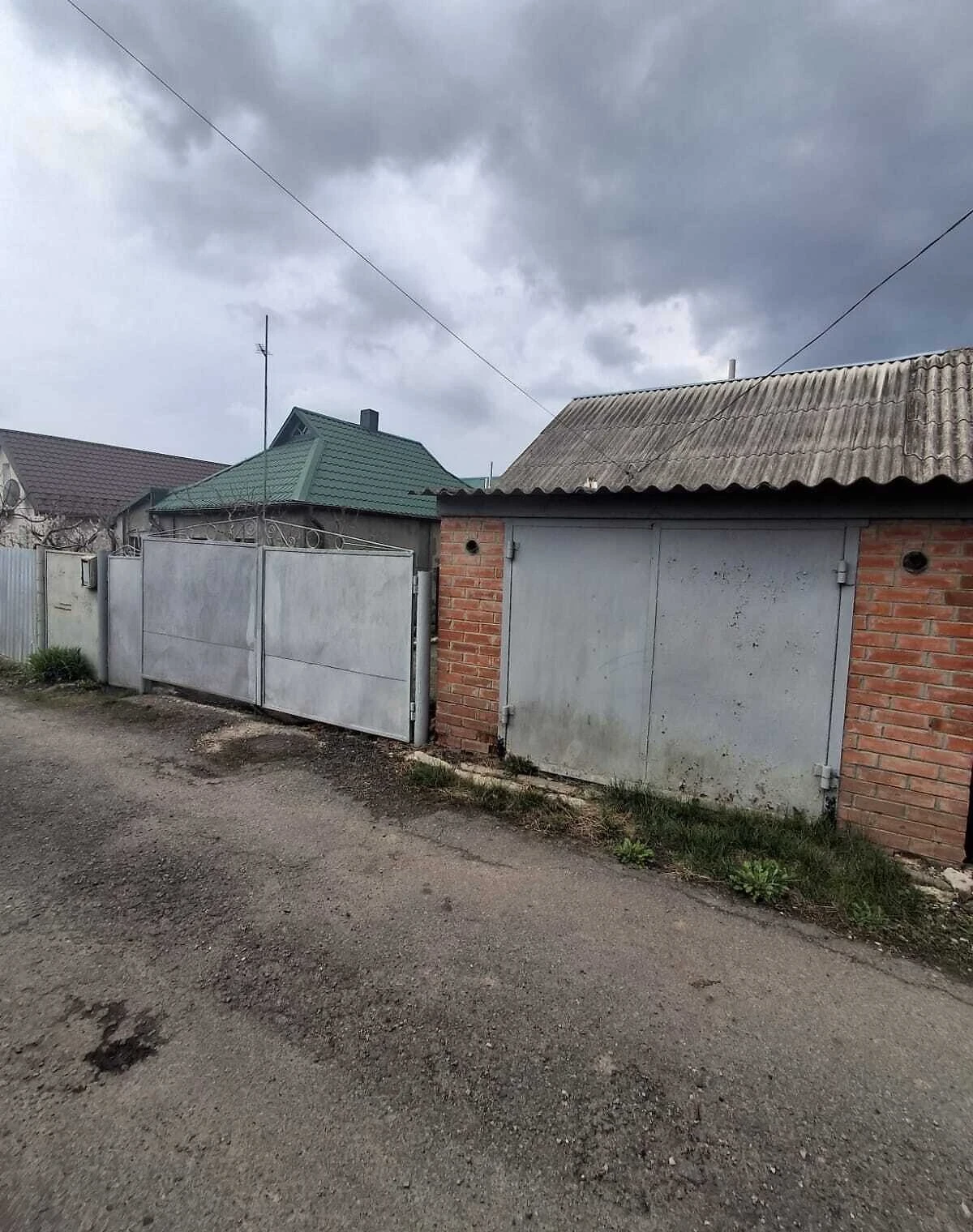 Частина будинку, Рибці: 2 спальні, гараж у дворі - фото 1