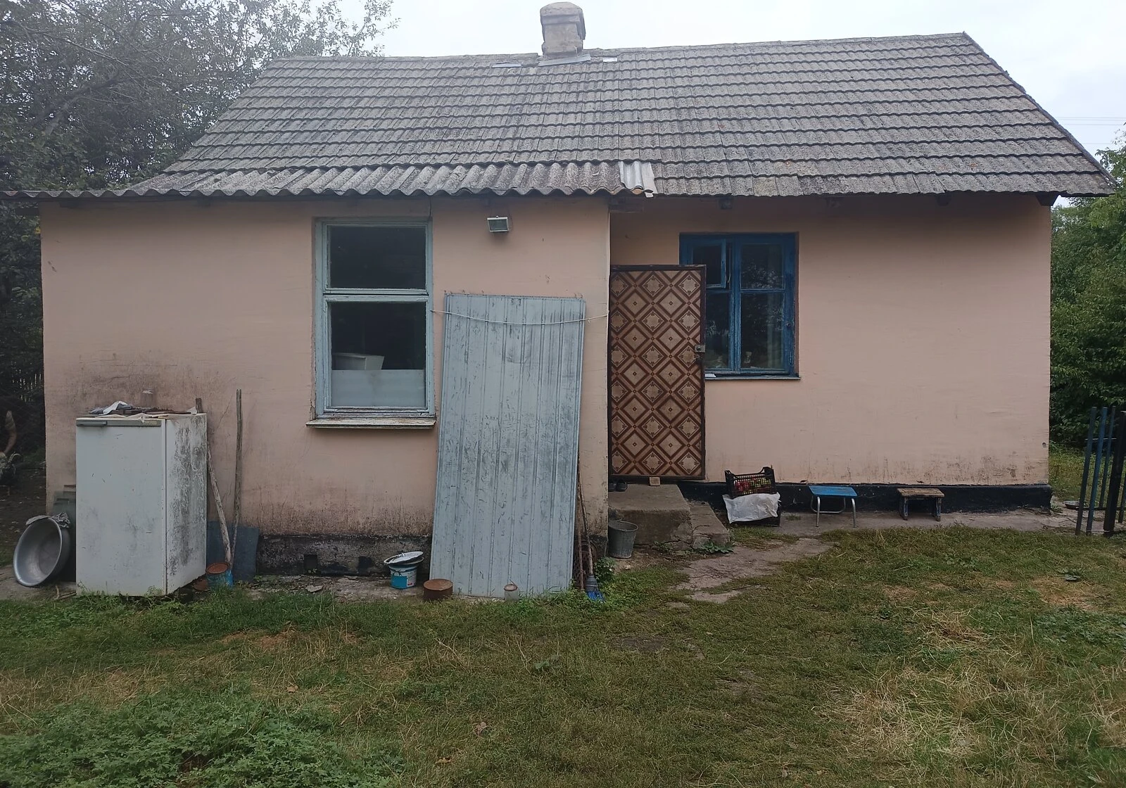 Будинок, Молодіжне: веранда, криниця, газове опалення