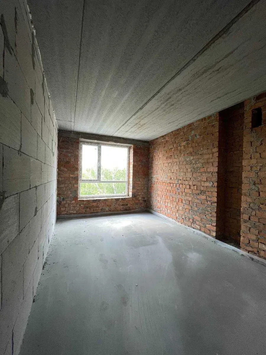 1-кімнатна квартира, Буча: вид на Бучанський парк, власна набережна - фото 2