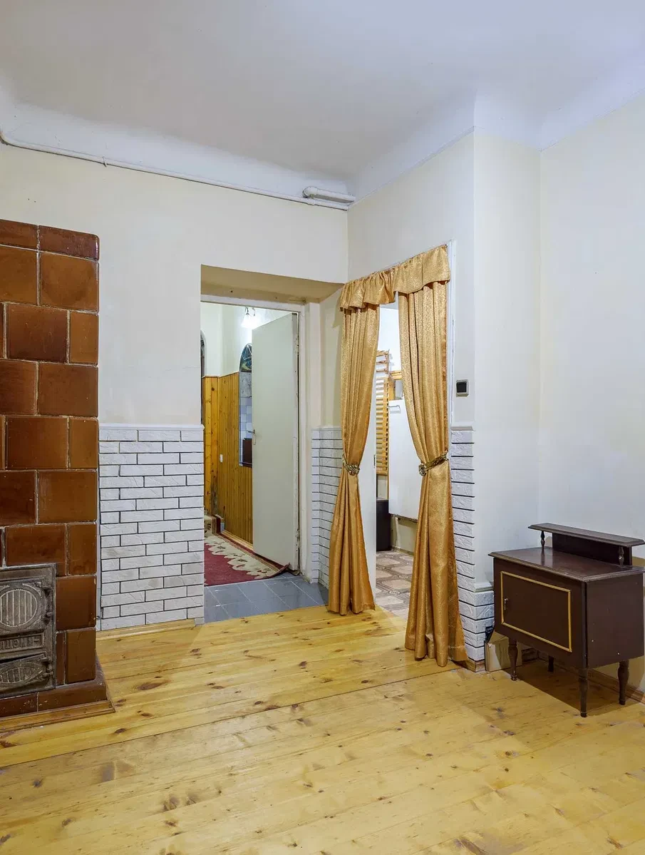 2-комнатная квартира, Франковский: сад во дворе, парковочное место, фото 3