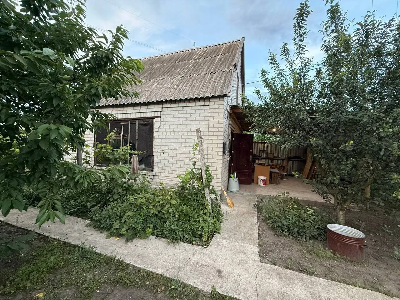 Дача, Ростуче: біля кар’єру, світло і вода - фото 4