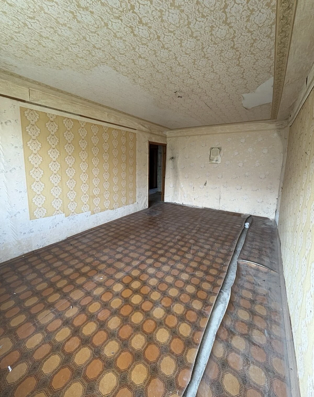 3-комнатная квартира, Фастов: требует ремонта, вода и газ без света, фото 5