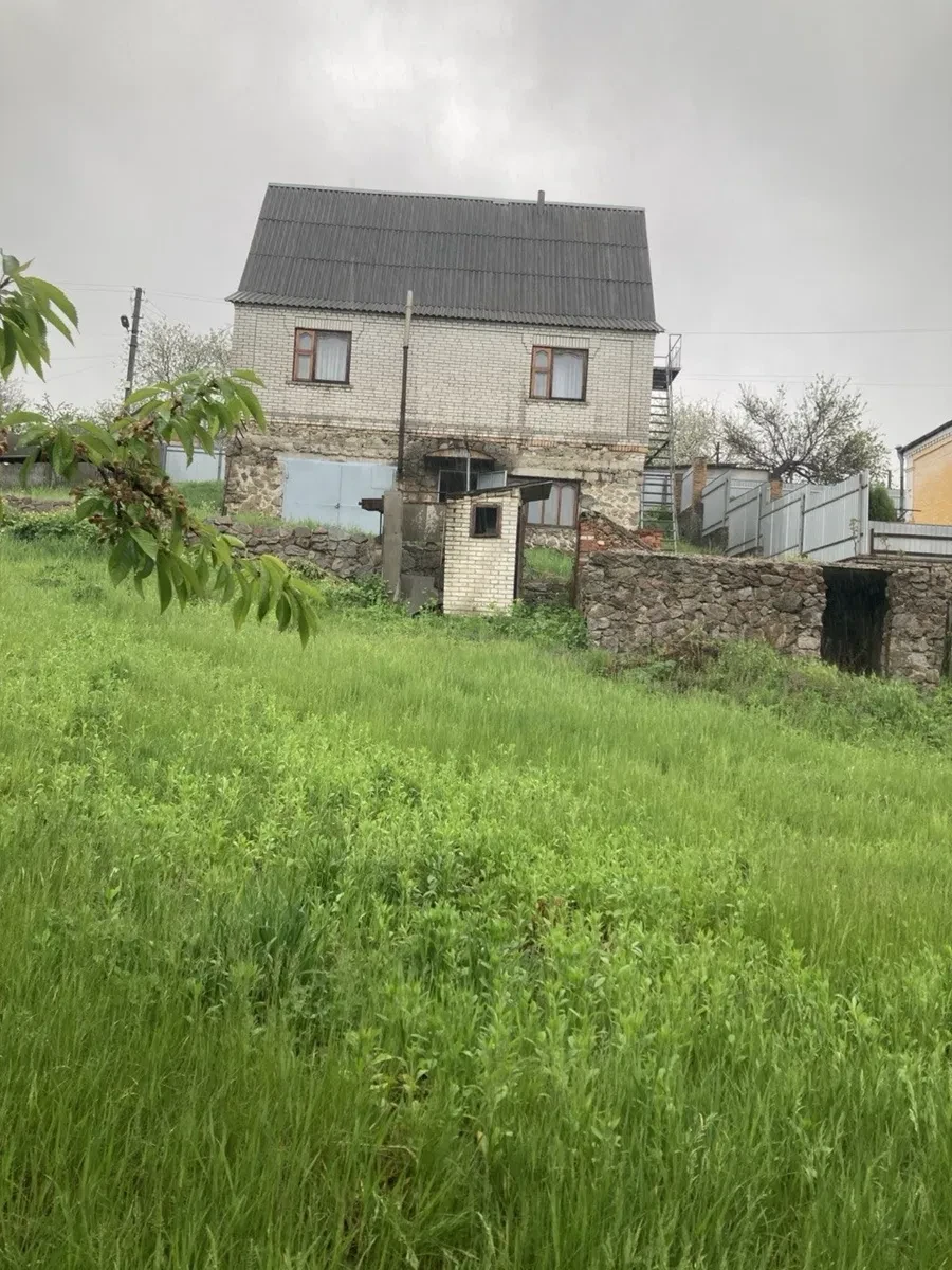 Будинок, Богуслав: гараж, 15 соток, ліс до 1 км