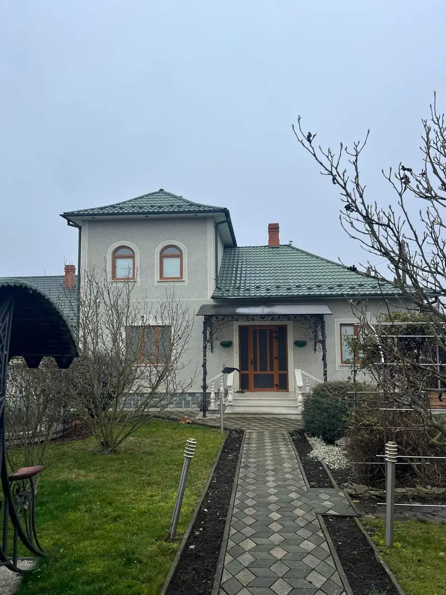 Будинок, Купка: виробниче приміщення до 600 м², 2 гаражі - фото 1