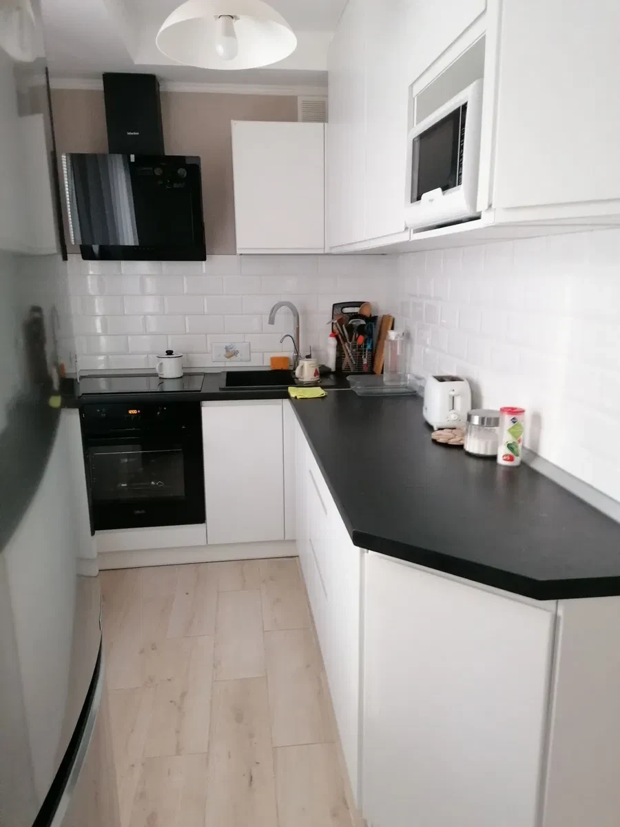 2-кімнатна квартира, Краматорськ: з меблями, кухня 10 м² - фото 2