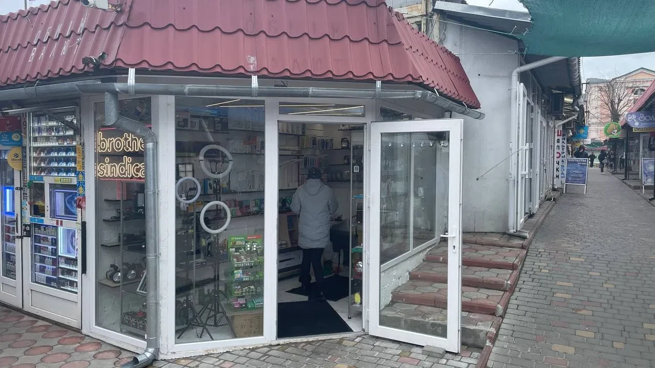 Магазин, Приморський: продаж із товаром, обмін на авто - фото 1