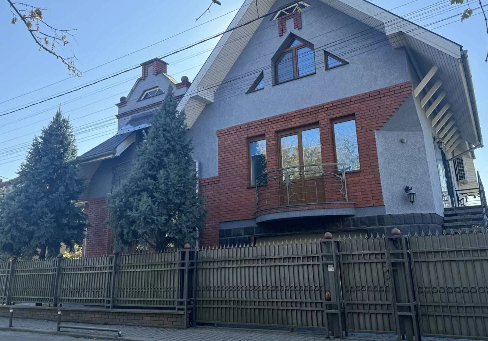 Будинок, Вербник: 4 спальні, веранда, 6 соток