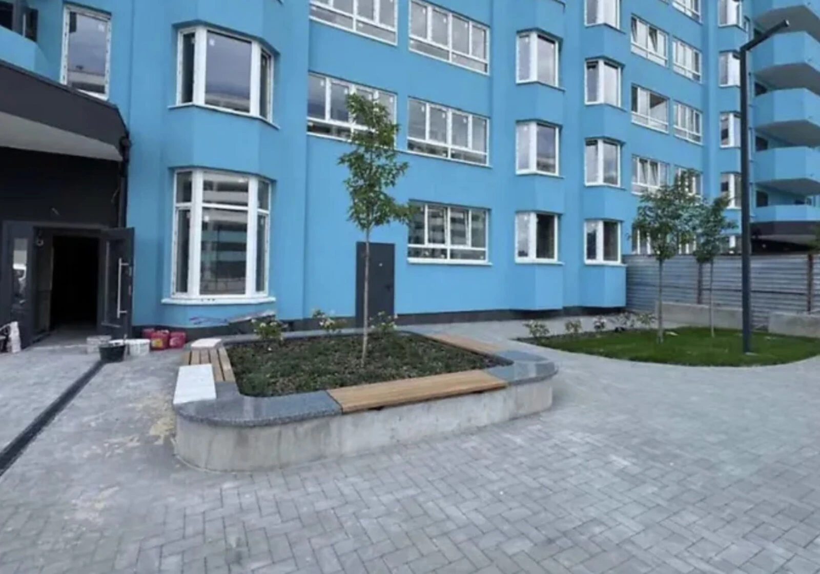 1-кімнатна квартира, Новосілки: резервне живлення, укриття в будинку, фото 3