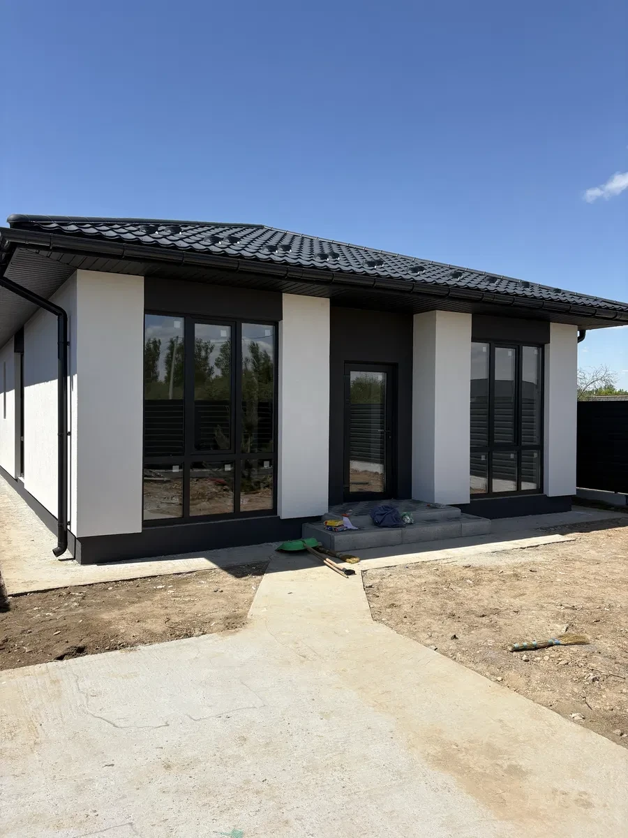 Будинок, Білогородка: біля Сільпо, газоблок, 5 соток