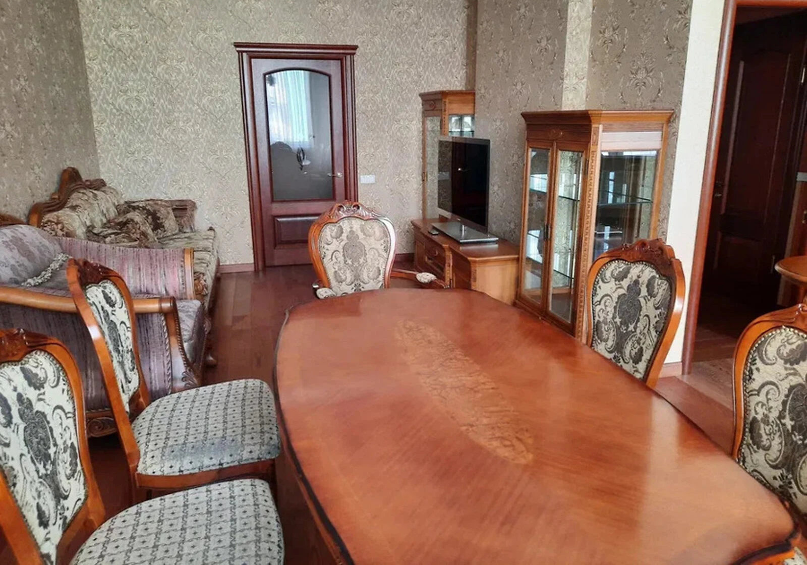 3-комнатная квартира, Ветряные Горы: дизайнерский ремонт, кирпичные стены, фото 4