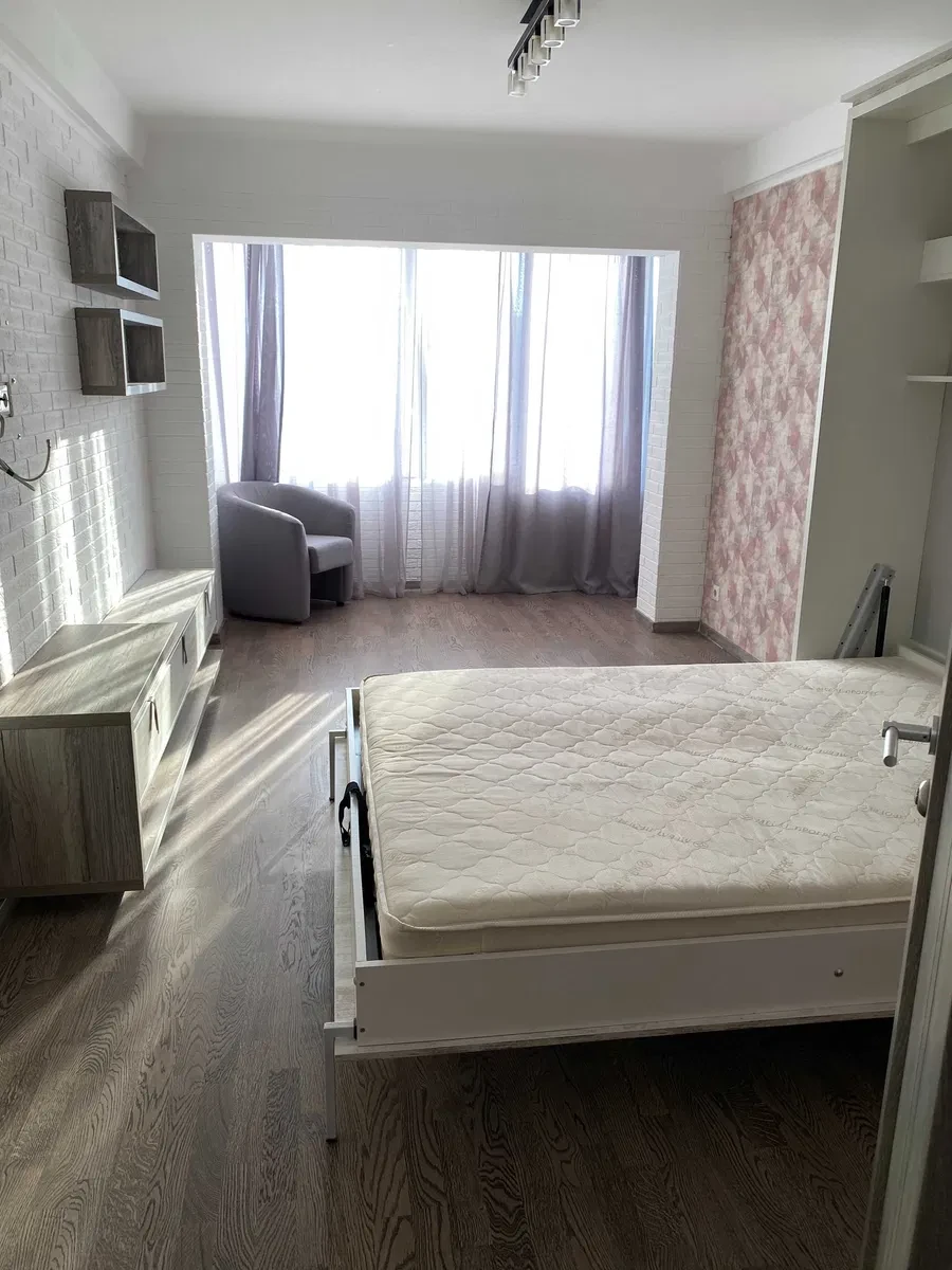 2-кімнатна квартира, Дніпровський: євроремонт, вода й тепло без світла - фото 2