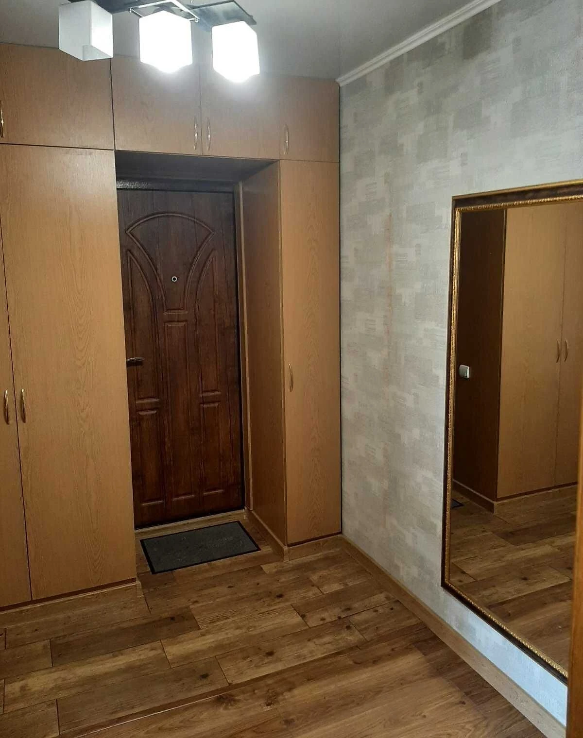 3-кімнатна квартира, Шахтарське: євроремонт - фото 1