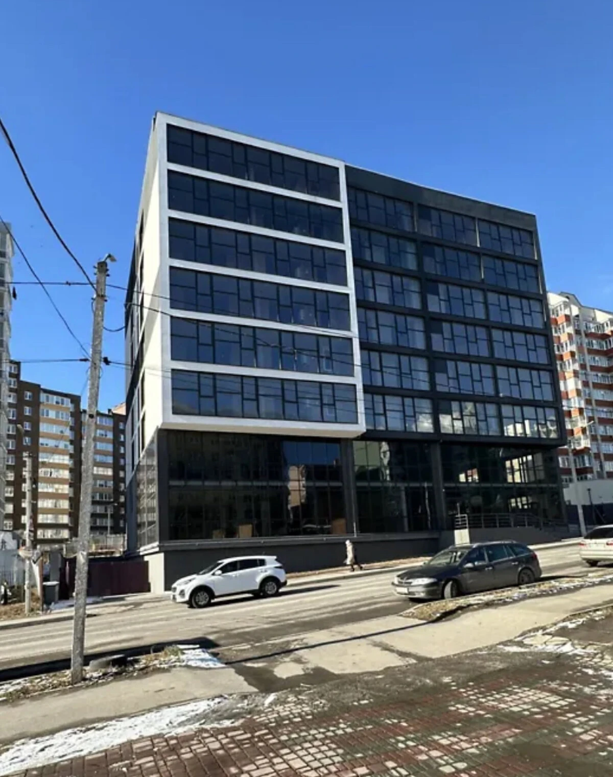 1-кімнатна квартира, Озерна: кухня-студія, новобудова, торг - фото 1
