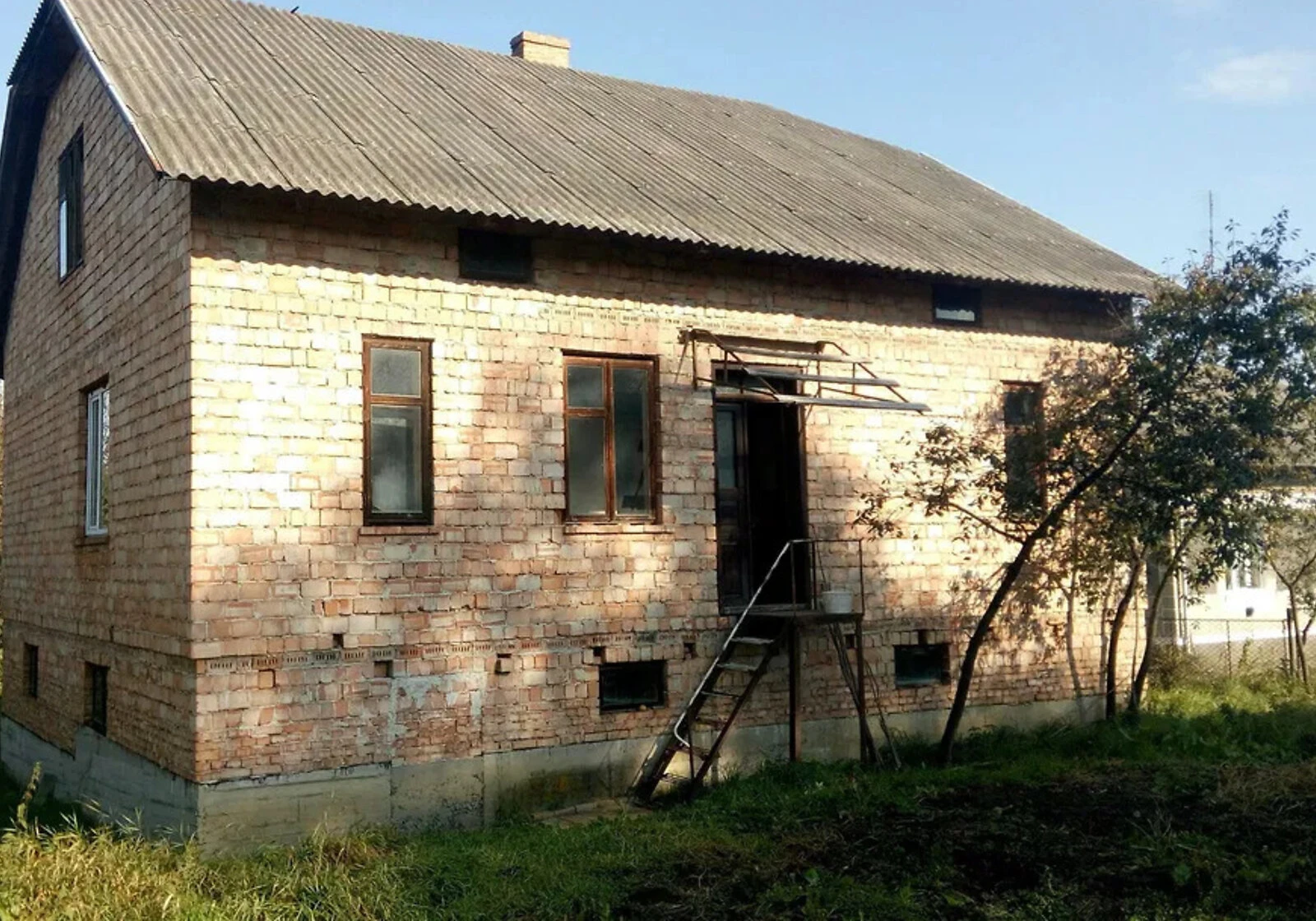 Будинок, Стебник: цегляні стіни, два поверхи, фото 5