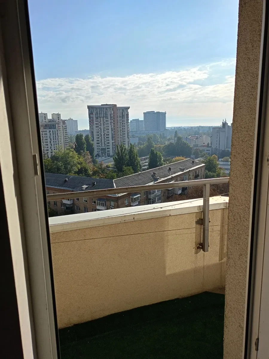 2-кімнатна квартира, Солом'янський: ліфт без світла, можна з тваринами - фото 1