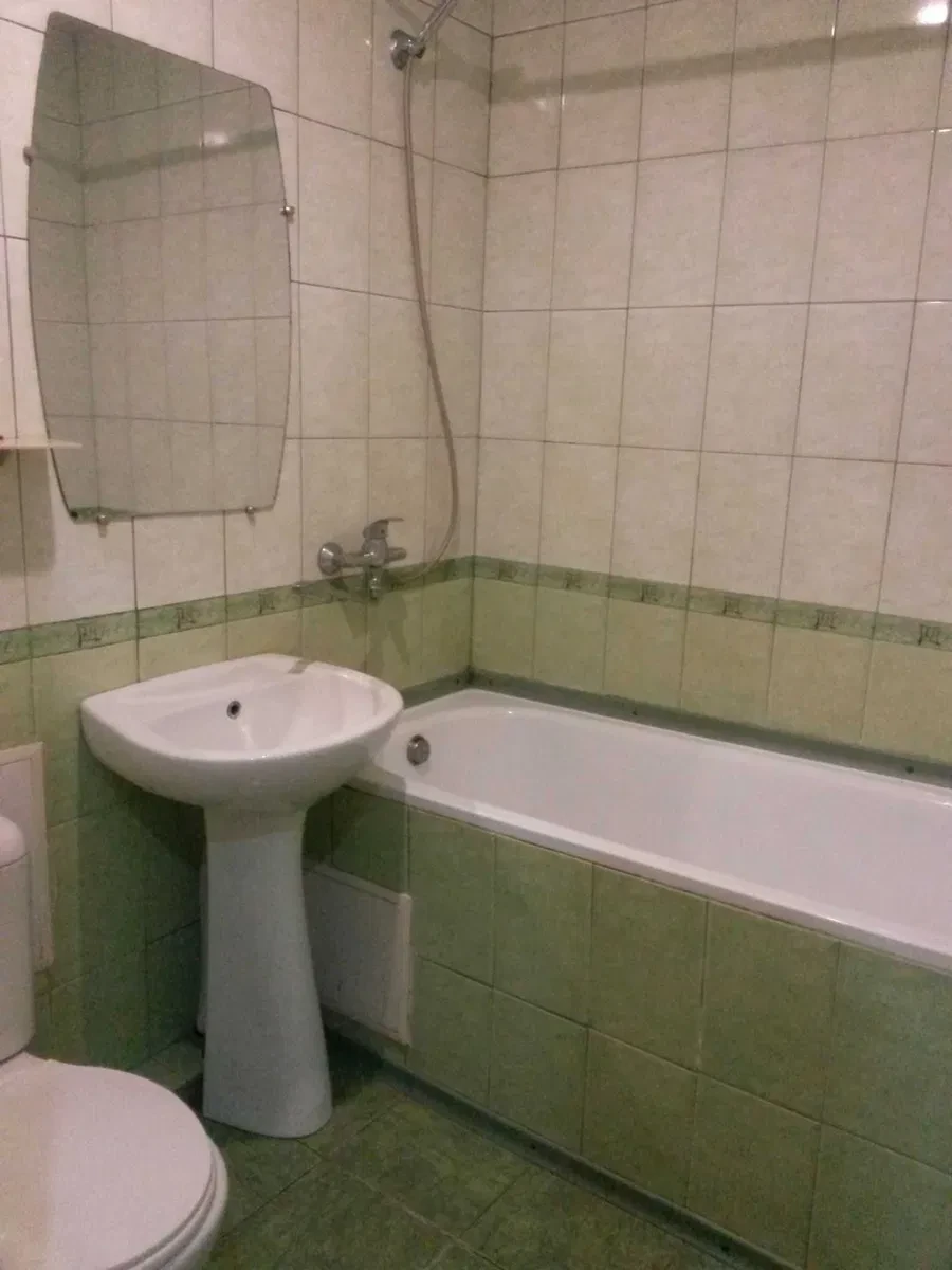 2-кімнатна квартира, Полтава: ремонт 5 років тому, гараж 18 м² - фото 3