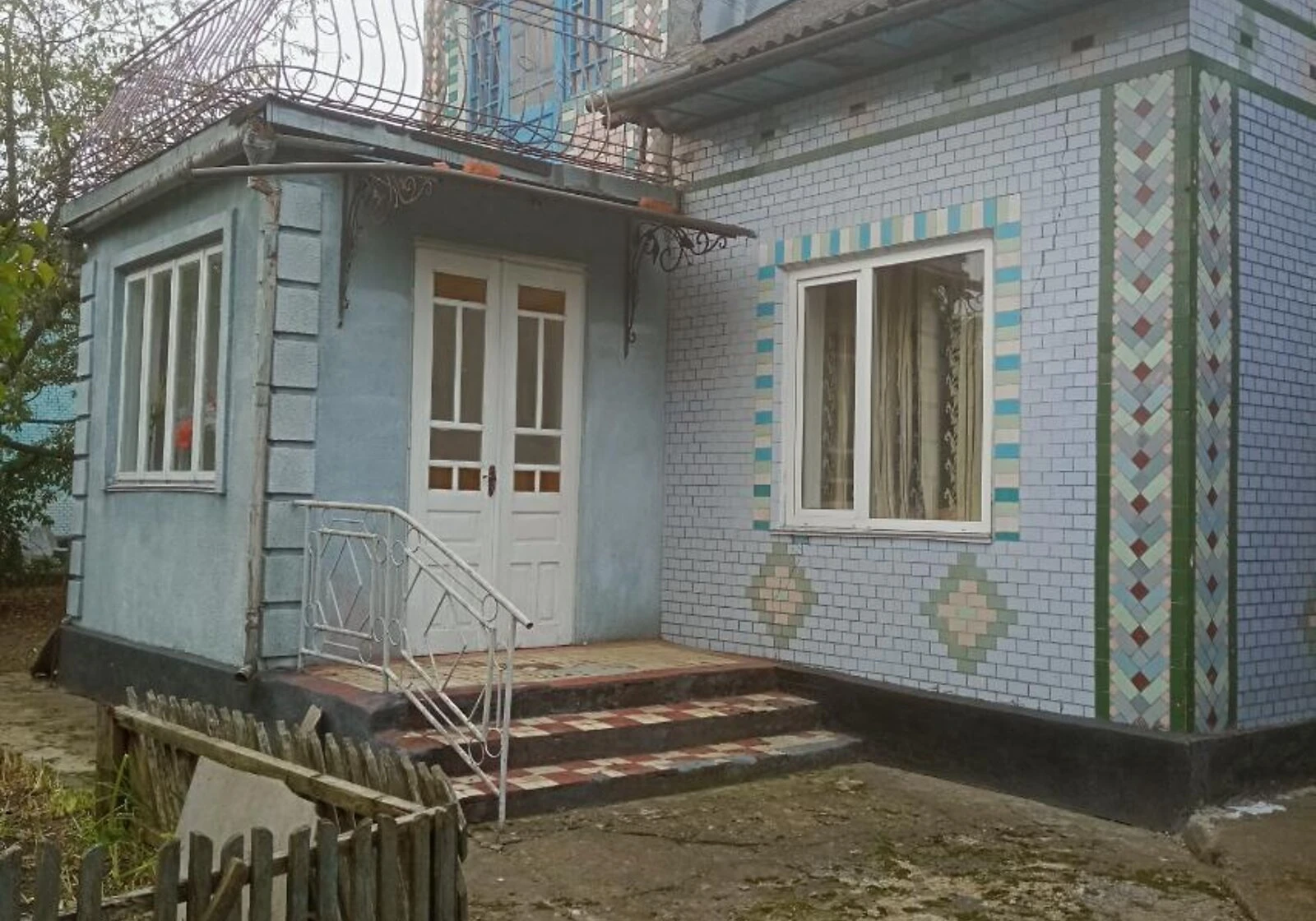 Дом, Выгода: участок 178 м², гараж с подвалом - фото 1