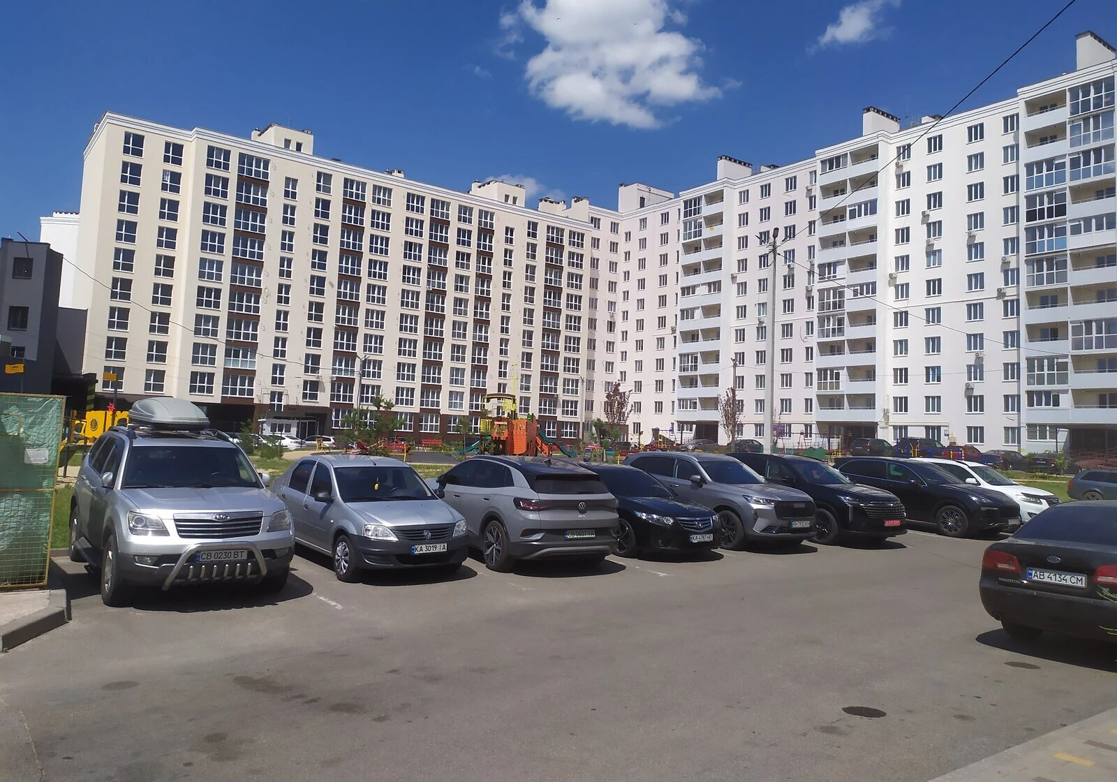 2-комнатная квартира, Новозаводский: єОселя, торг - фото 1