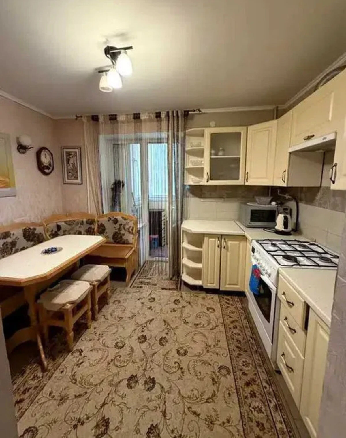 3-кімнатна квартира, 33 мікрорайон: євроремонт, роздільний санвузол - фото 1