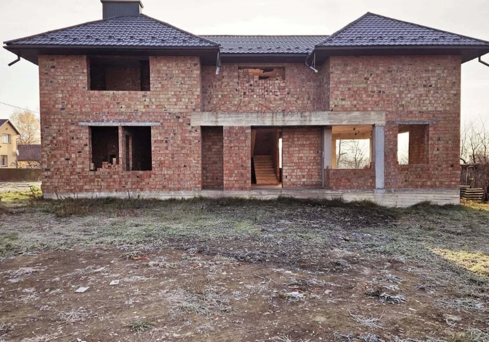 Будинок, Сторожинець: 3 санвузли, панорамні вікна, тераса - фото 1