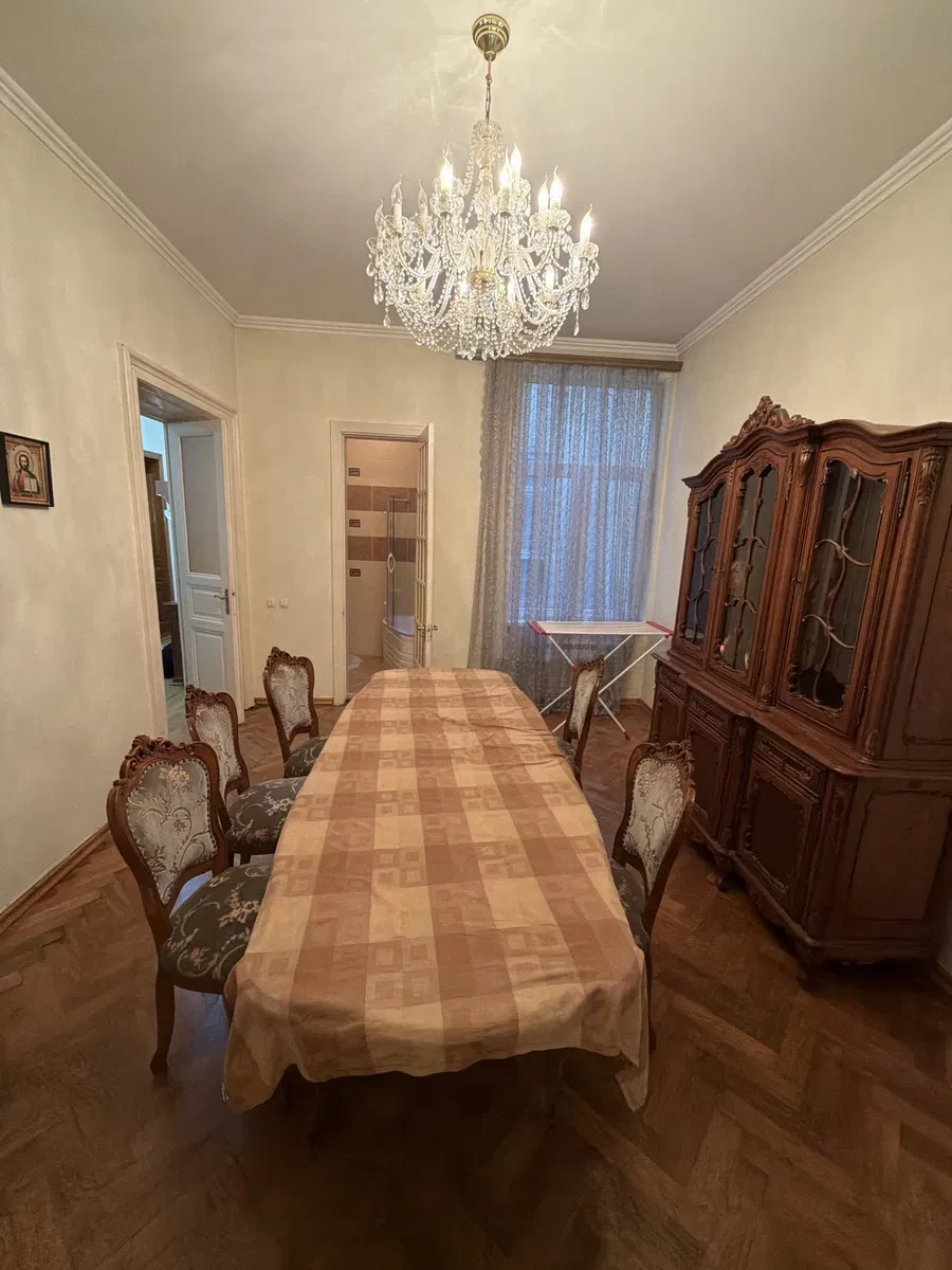 3-кімнатна квартира, Чернівці: світло без відключень, 50 м до Ратуші, фото 5