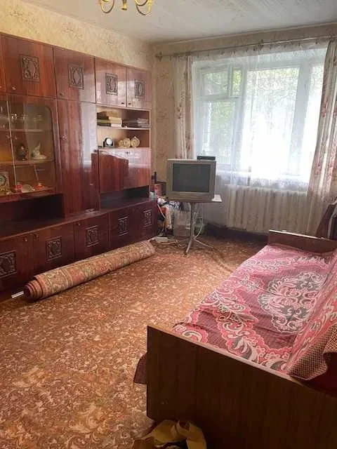 2-кімнатна квартира, Світловодськ: два підвали, документи готові - фото 1