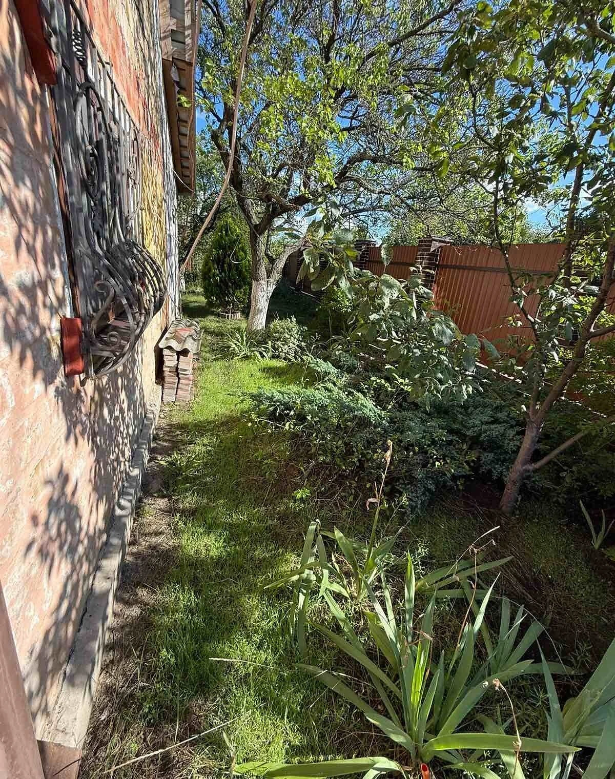 Будинок, вулиця Зелена: веранда, бесідка, резервне живлення - фото 1